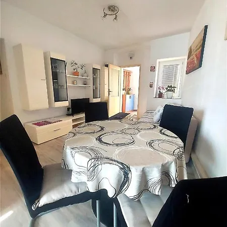 Apartma_samy Izola